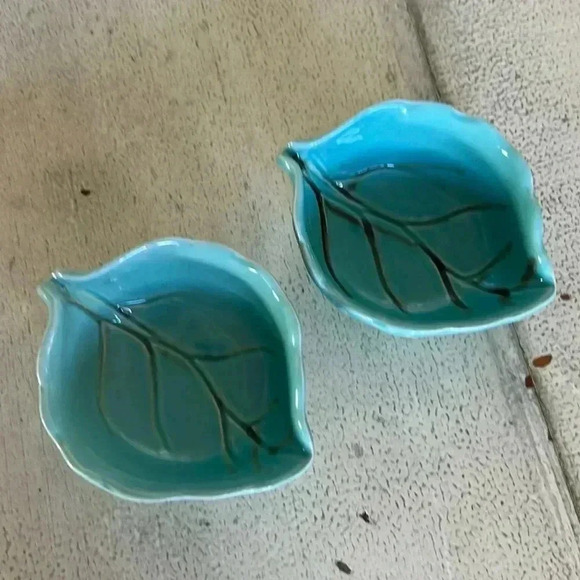 Vintage Italian Turquoise Leaf Trinket Bowls 2 - Picture 2 of 7
